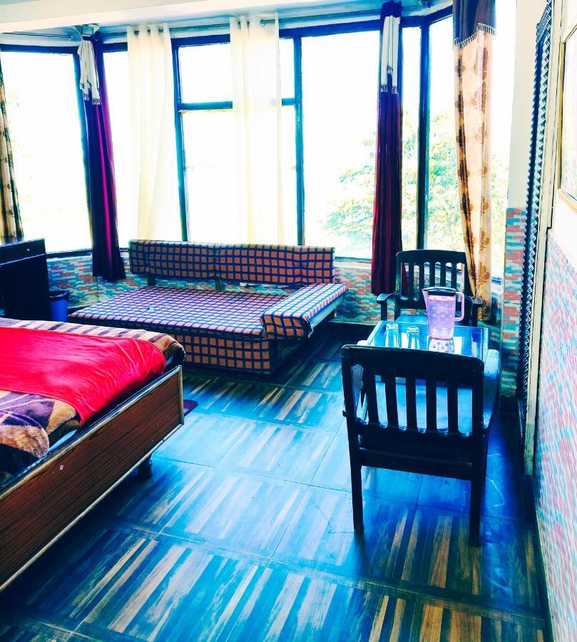 Hotel Holiday Dalhousie - Near Ghandhi Chowk Mall Road Exterior foto